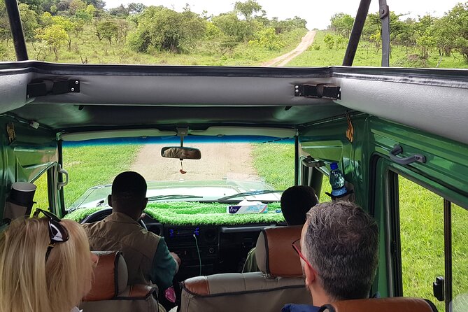 2-Day Akagera National Park Game Drive, Ihema boat trip with a Choice 4x4 - Kigali-to-Akagera day 1, with a useful stop for legs and eyes