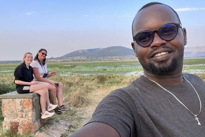 Full Day Shared Akagera Safari Tour with Lunch and Coffee - Bashana Companies and Imigongo Art Center, a quick cultural pause