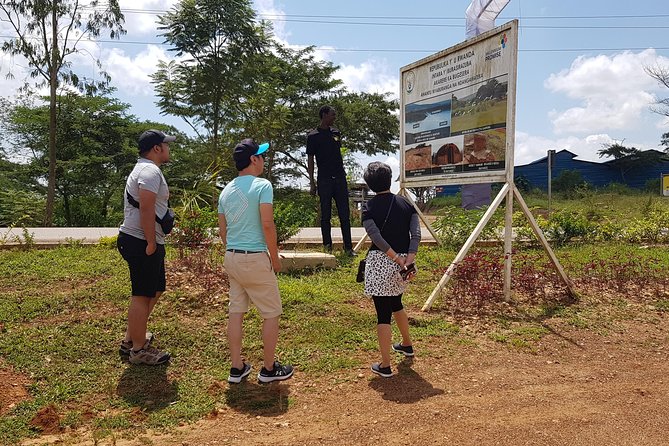 Kigali City Sightseeing - Nyabarongo river scenery and Rebero mount viewpoints