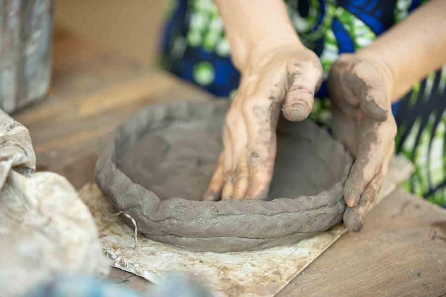 Kigali: Traditional Kubumba Pottery Making with Local Women - Meet your instructors: how Mariam and Gloria set the tone
