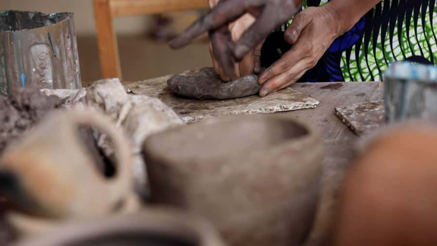 Kigali: Traditional Kubumba Pottery Making with Local Women - The 1-hour rhythm: history, clay work, and decoration you can actually finish