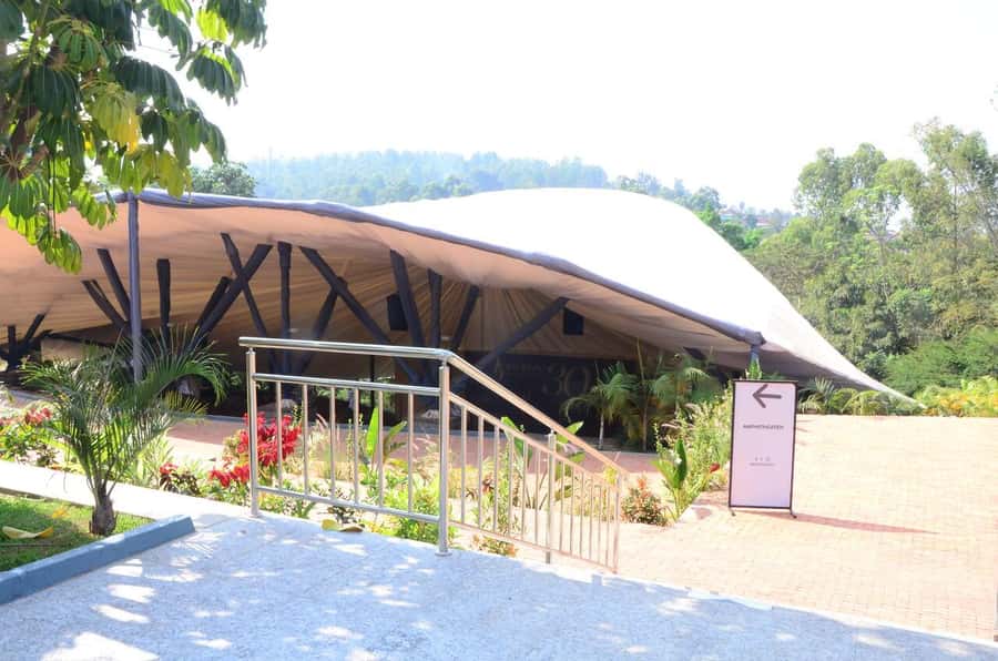 Private Kigali City Tour Experience - Central Business Area and Nyamirambo: seeing Kigali’s old and working city side